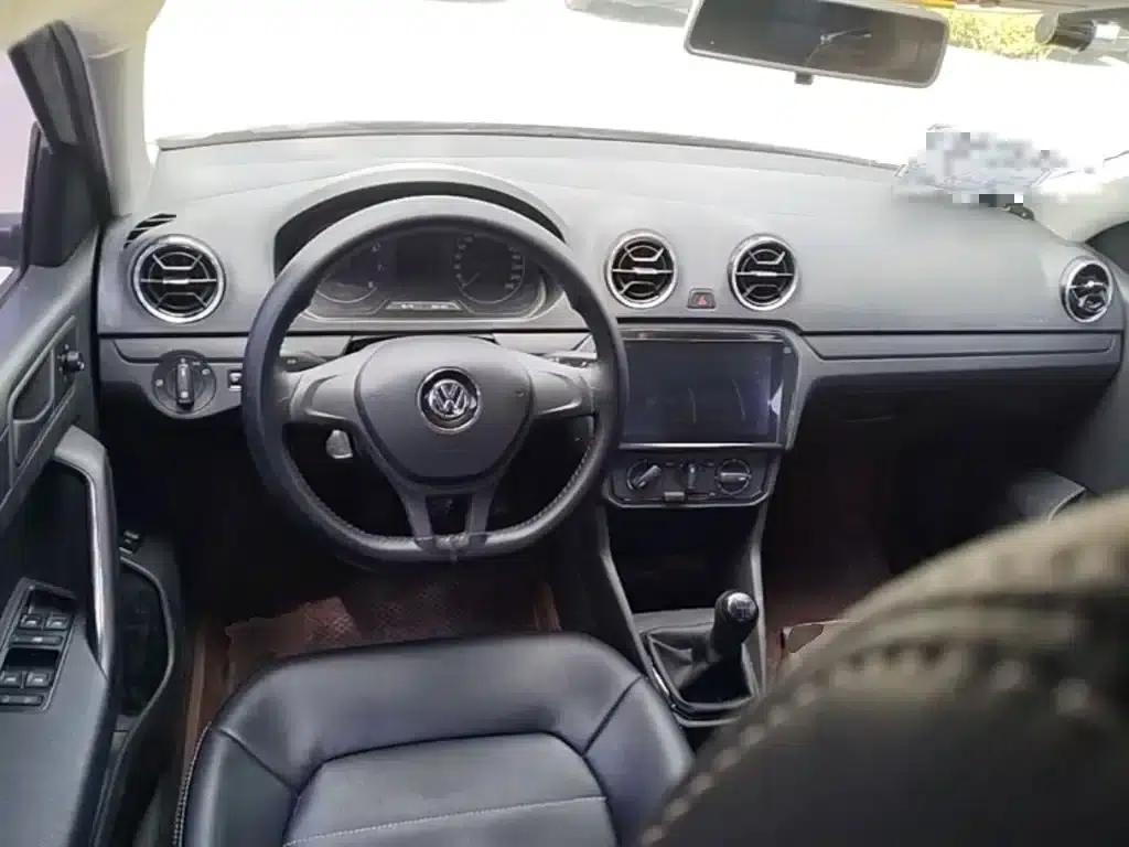 Jetta 2017 1.5L Manual Fashion Edition — миниатюра 17