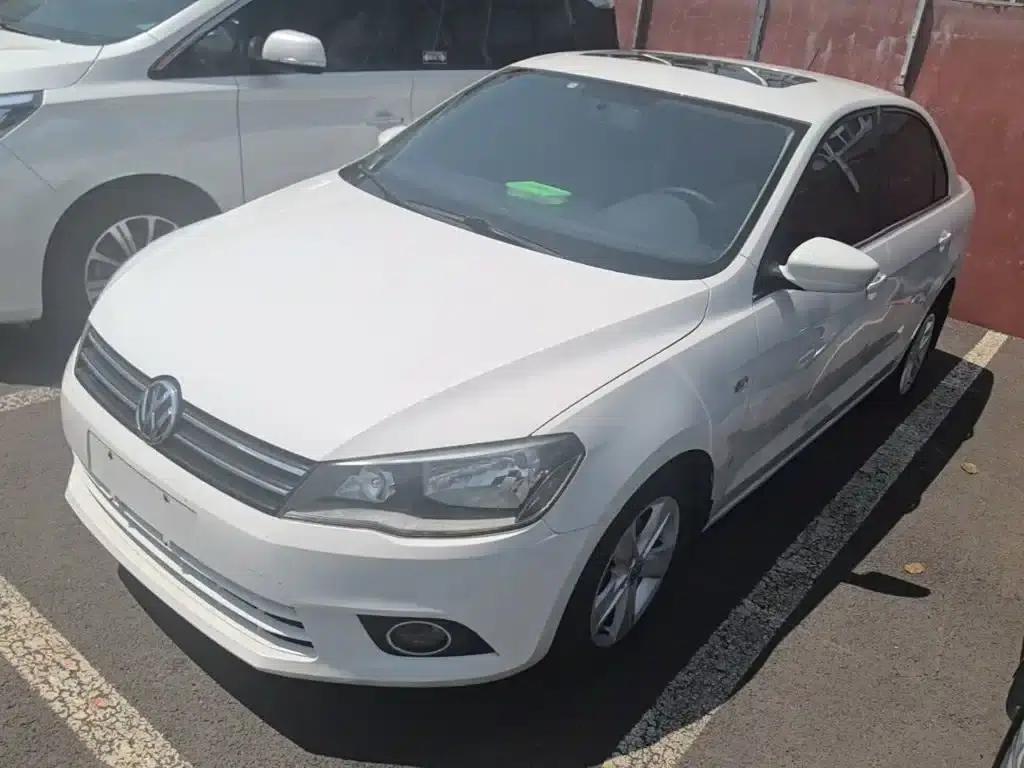 Jetta 2015 1.6L Automatic Deluxe — миниатюра 2