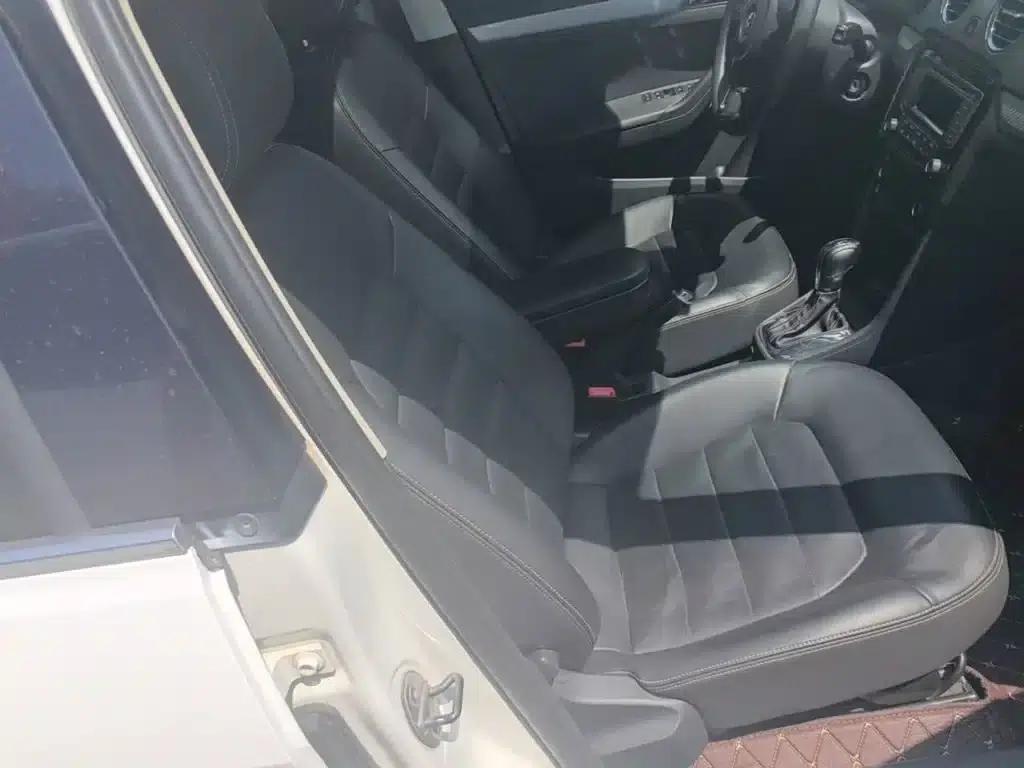 Jetta 2015 1.6L Automatic Deluxe — миниатюра 25