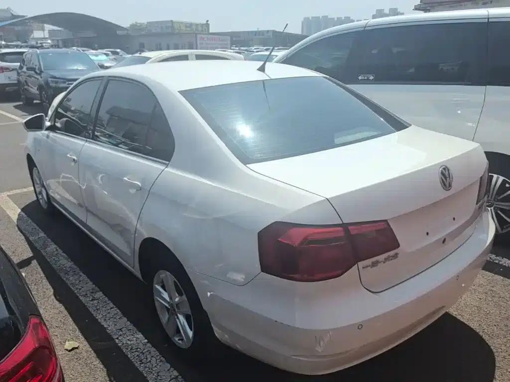 Jetta 2015 1.6L Automatic Deluxe — миниатюра 5