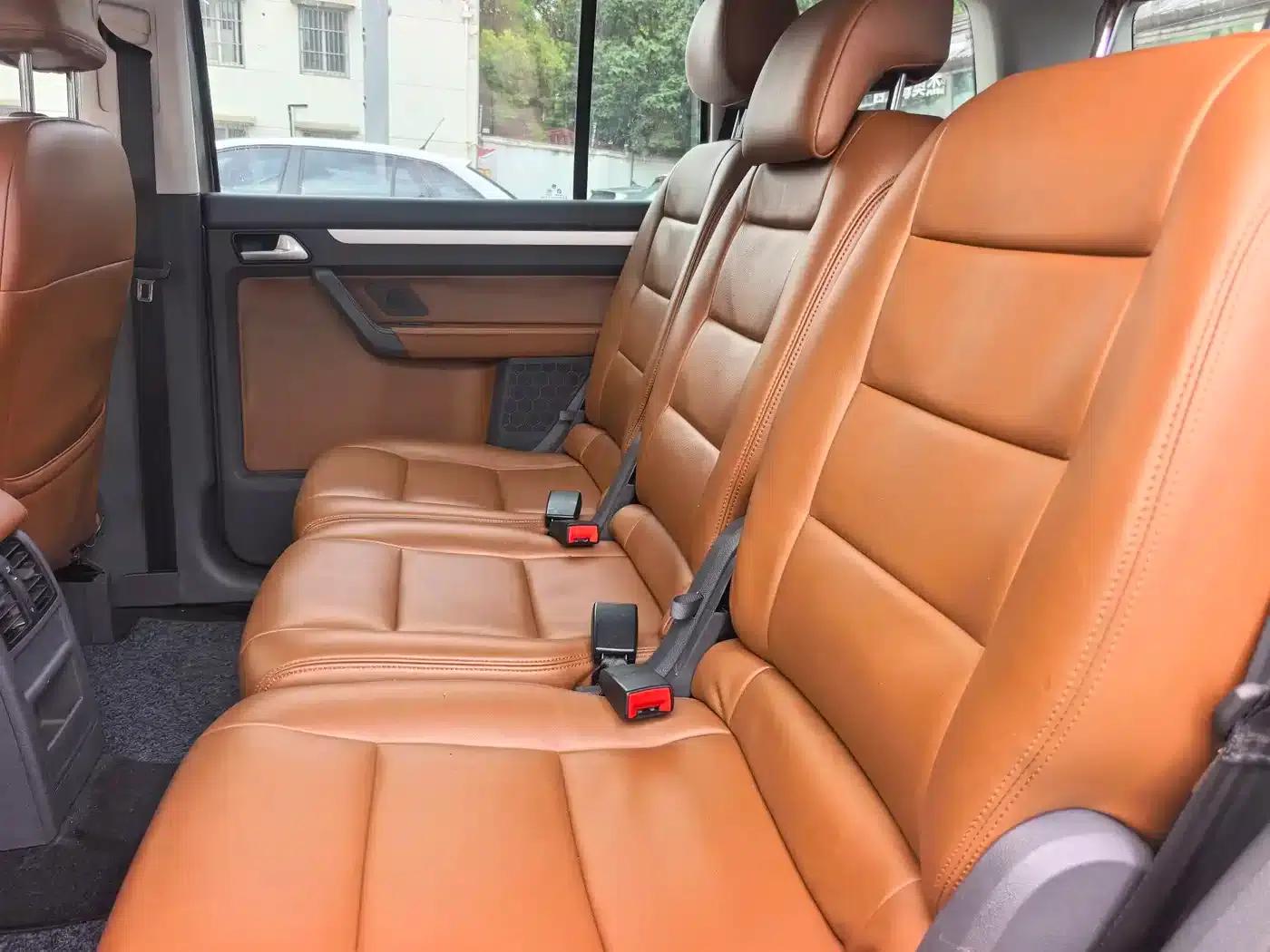 2015 Volkswagen Touran 1.4T Manual Comfort Edition 5-seater — миниатюра 5