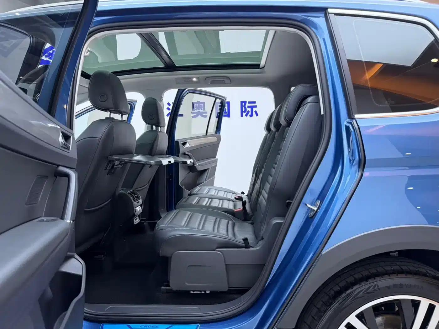 2018 Touran L 280TSI DSG Cross Edition 7-seater National VI Emission Standard — миниатюра 13
