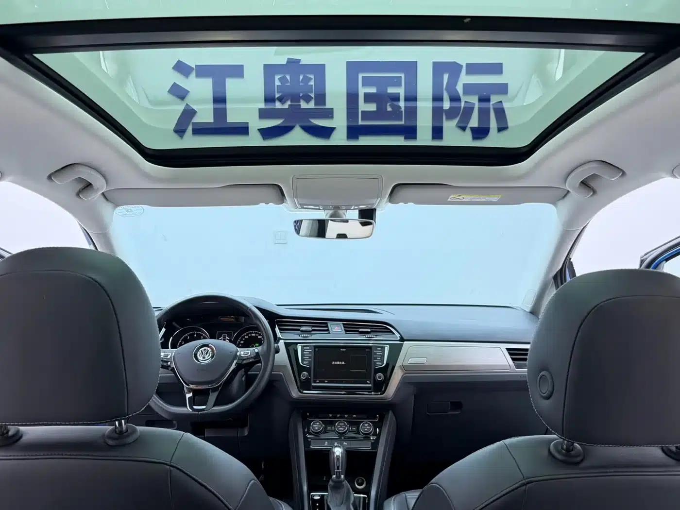 2018 Touran L 280TSI DSG Cross Edition 7-seater National VI Emission Standard — миниатюра 17
