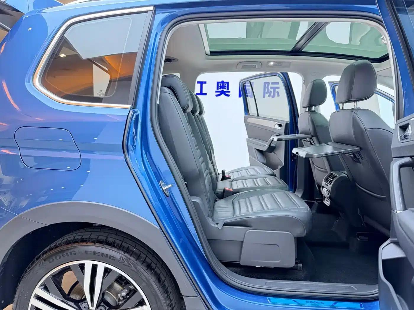 2018 Touran L 280TSI DSG Cross Edition 7-seater National VI Emission Standard — миниатюра 18
