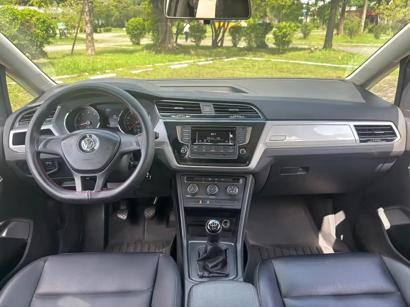 2018 Touran L 280TSI Manual Fashion Edition — миниатюра 6