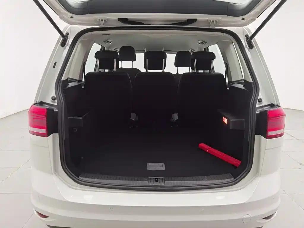 2016 Touran L 280TSI Manual Fashion Edition — миниатюра 16