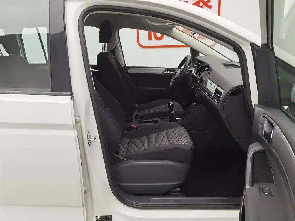 2016 Touran L 280TSI Manual Fashion Edition — миниатюра 23
