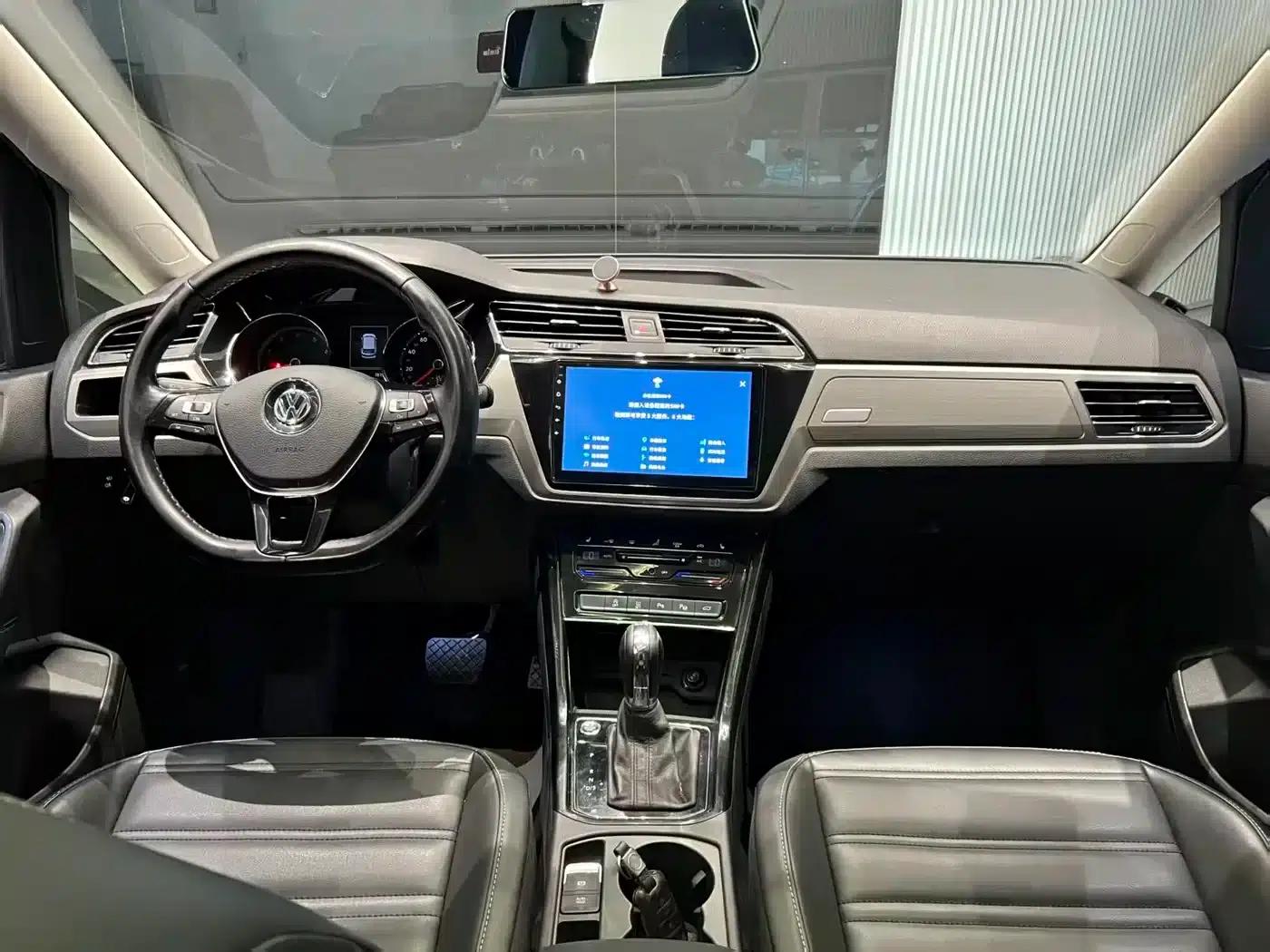 2018 Touran L 280TSI DSG Luxury Edition 7-seater (China VI Emission Standard) — миниатюра 7