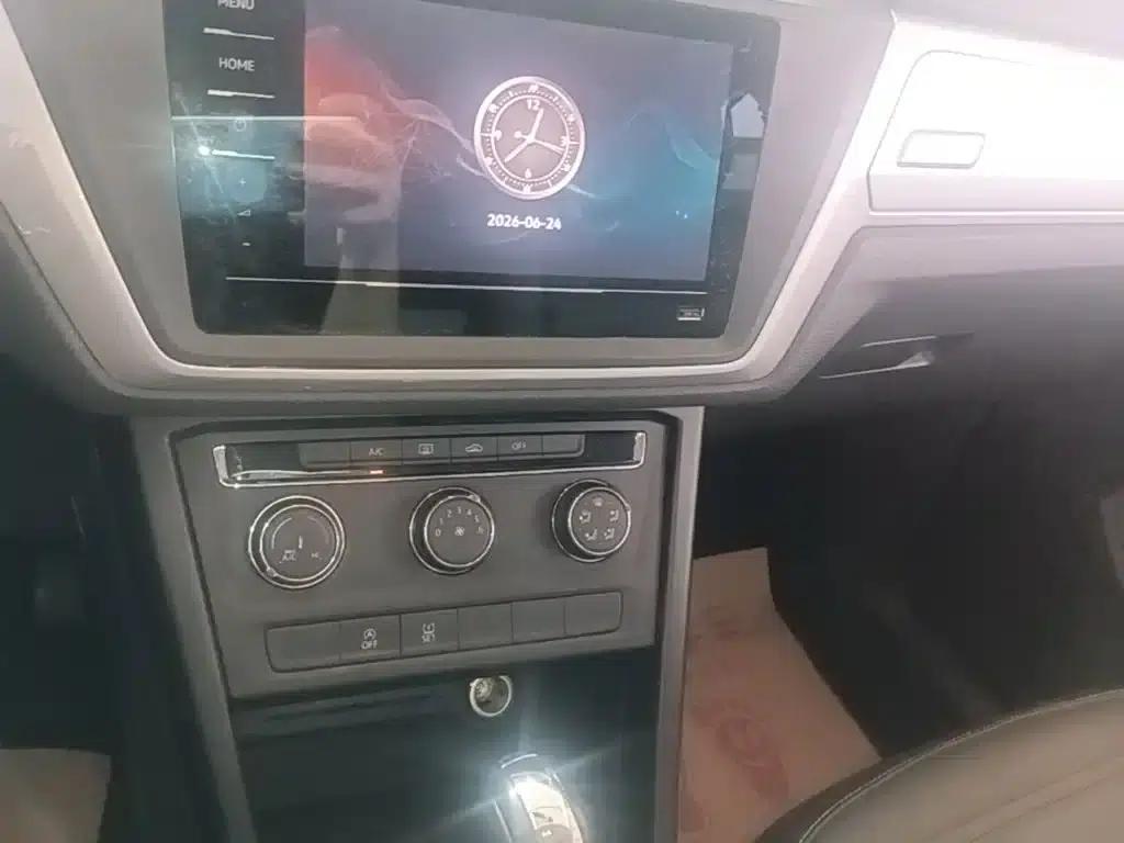 2021 Touran L 280TSI DSG Fashion Edition 7-seater — миниатюра 13