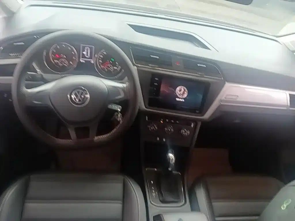 2021 Touran L 280TSI DSG Fashion Edition 7-seater — миниатюра 10