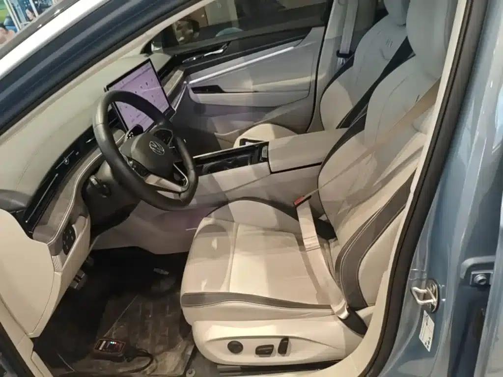 Volkswagen ID.7 VIZZION 2024 First Edition — миниатюра 15