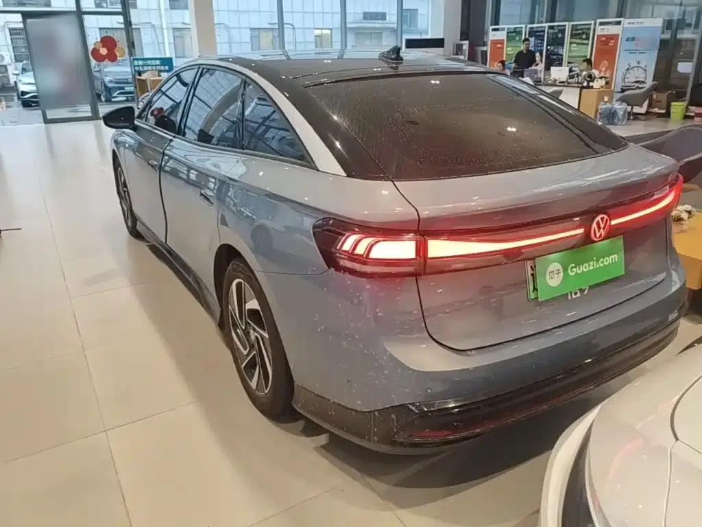 Volkswagen ID.7 VIZZION 2024 First Edition — миниатюра 5