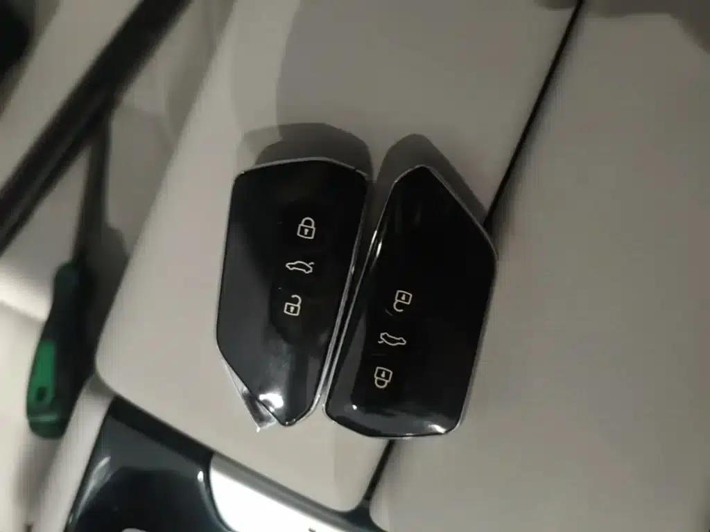 Volkswagen ID.7 VIZZION 2024 First Edition — миниатюра 9