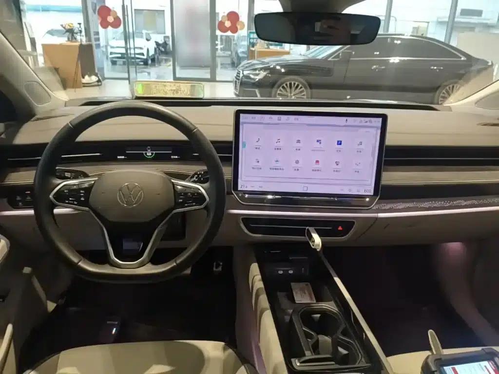 Volkswagen ID.7 VIZZION 2024 First Edition — миниатюра 10