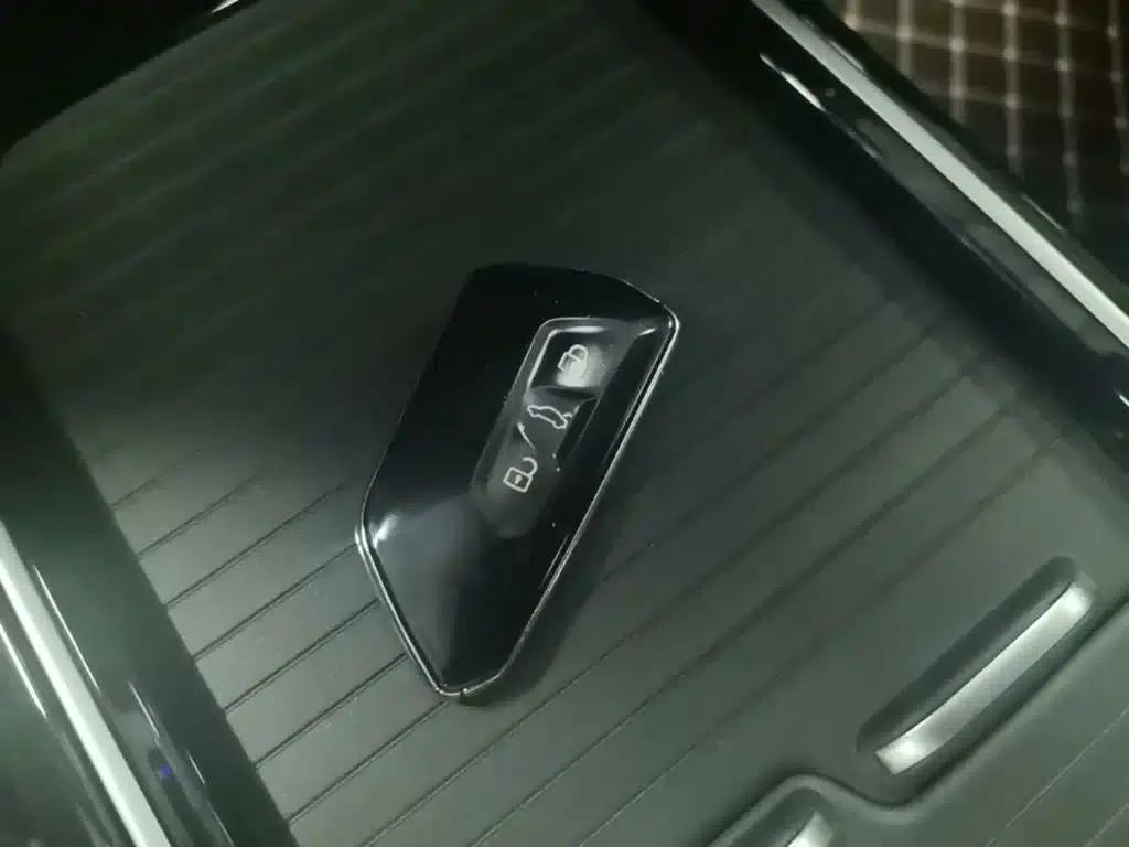ID.4 X 2023 Upgraded Pure Smart Edition — миниатюра 9