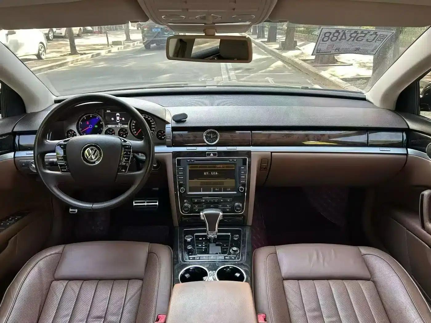 Phaeton 2012 3.0L Executive Edition — миниатюра 5