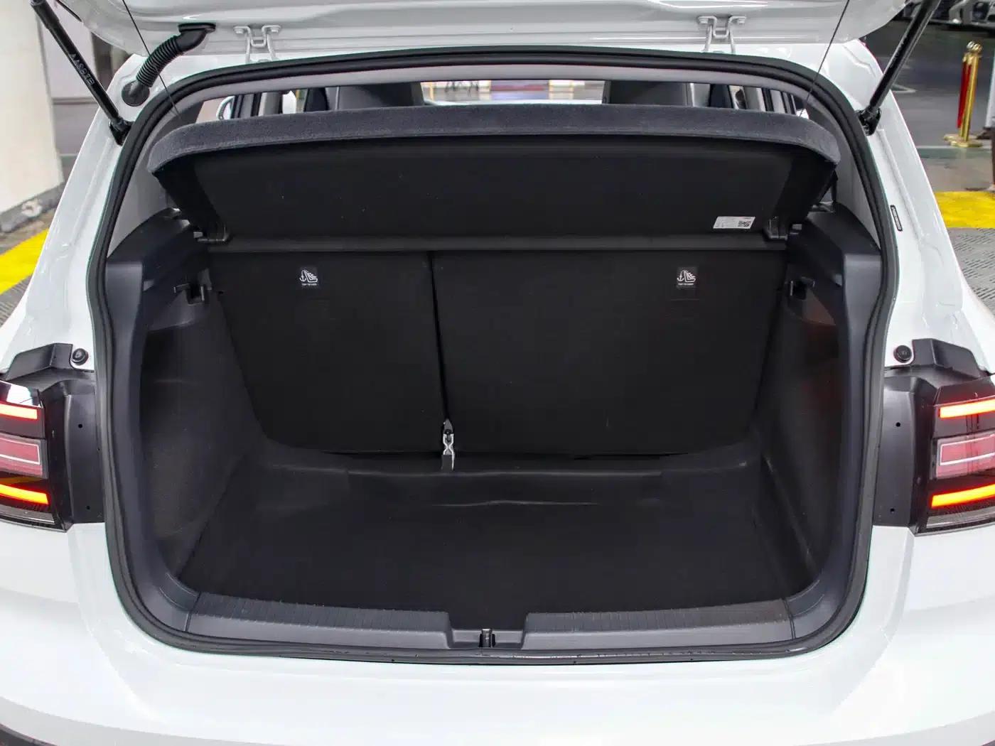 2021 Volkswagen T-Cross 1.5L Automatic Smart Connect Edition — миниатюра 17