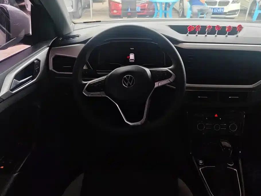 T-Cross 2021 1.5L Automatic 30th Anniversary Edition — миниатюра 15
