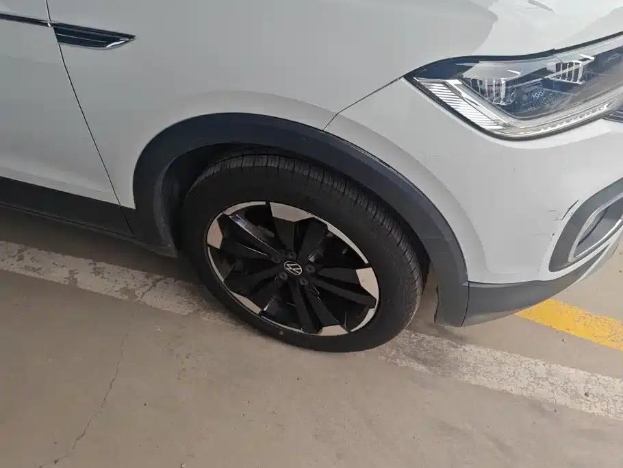 T-Cross 2021 1.5L Automatic 30th Anniversary Edition — миниатюра 6