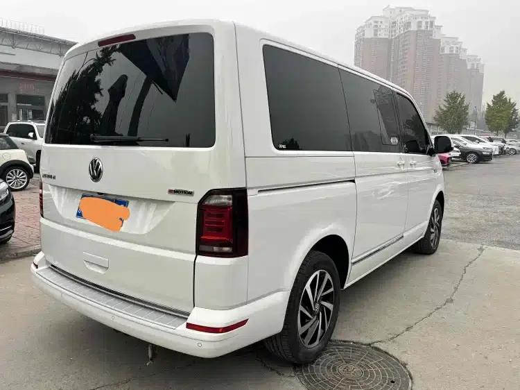 Multivan 2018 2.0TSI 4WD Explorer Edition 7-seater — миниатюра 3
