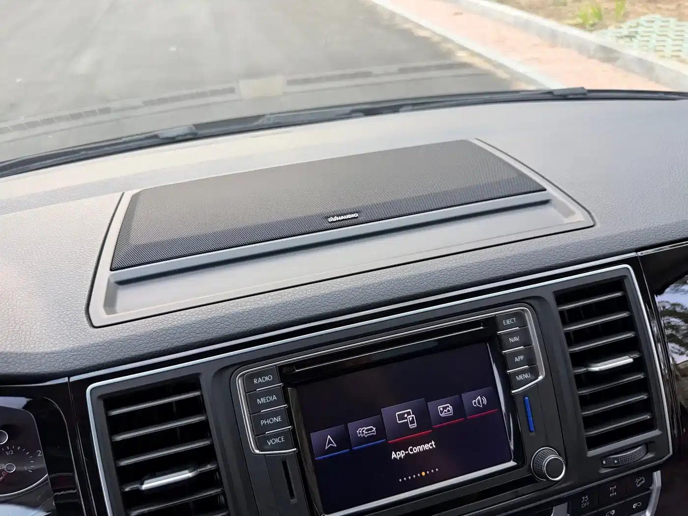 Multivan 2018 2.0TSI 4WD Explorer Edition 7-seater — миниатюра 11