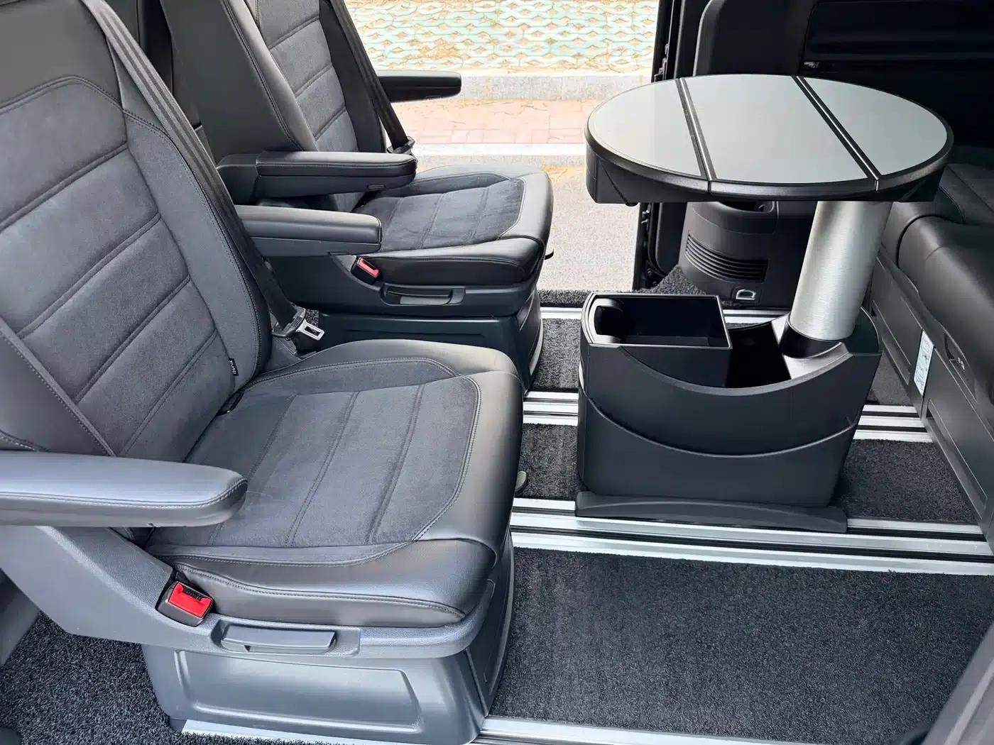 Multivan 2018 2.0TSI 4WD Explorer Edition 7-seater — миниатюра 21