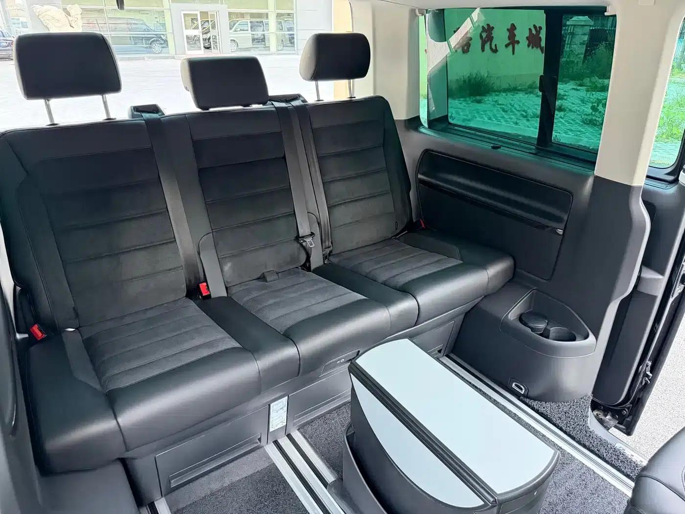 Multivan 2018 2.0TSI 4WD Explorer Edition 7-seater — миниатюра 23