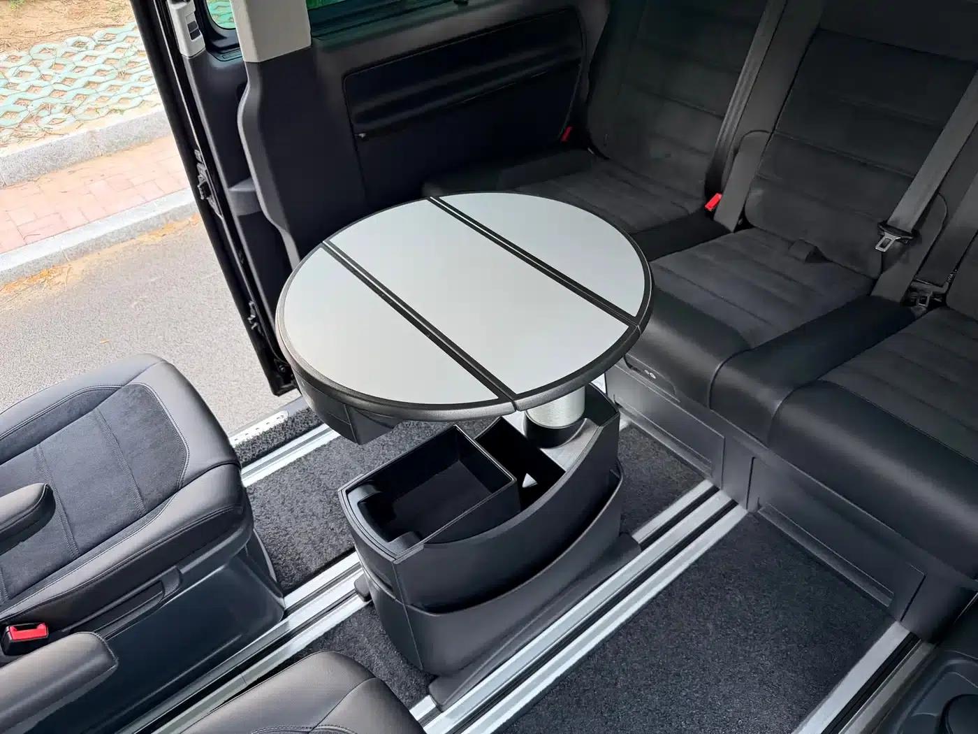 Multivan 2018 2.0TSI 4WD Explorer Edition 7-seater — миниатюра 24