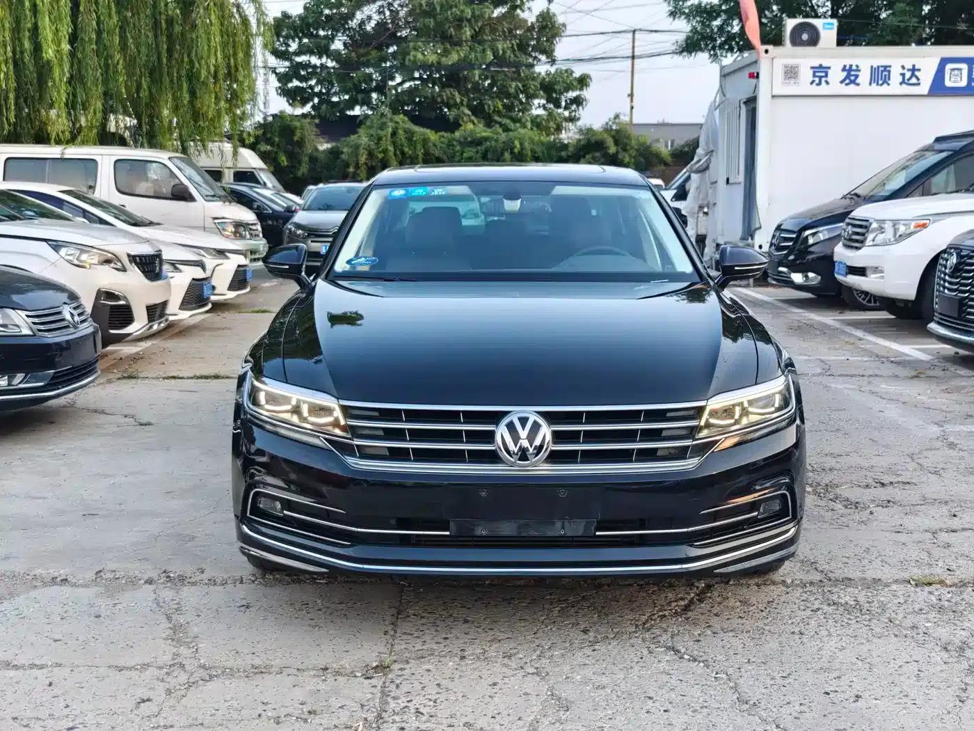 Phideon 2016 380TSI 2WD Royal Edition — миниатюра 2