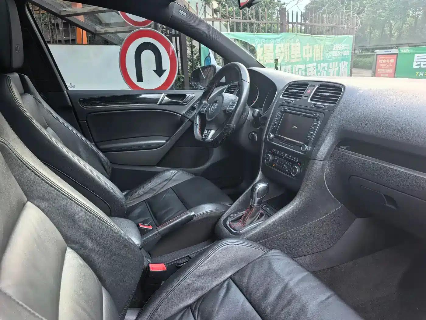 2011 Golf GTI 2.0TSI GTI — миниатюра 17