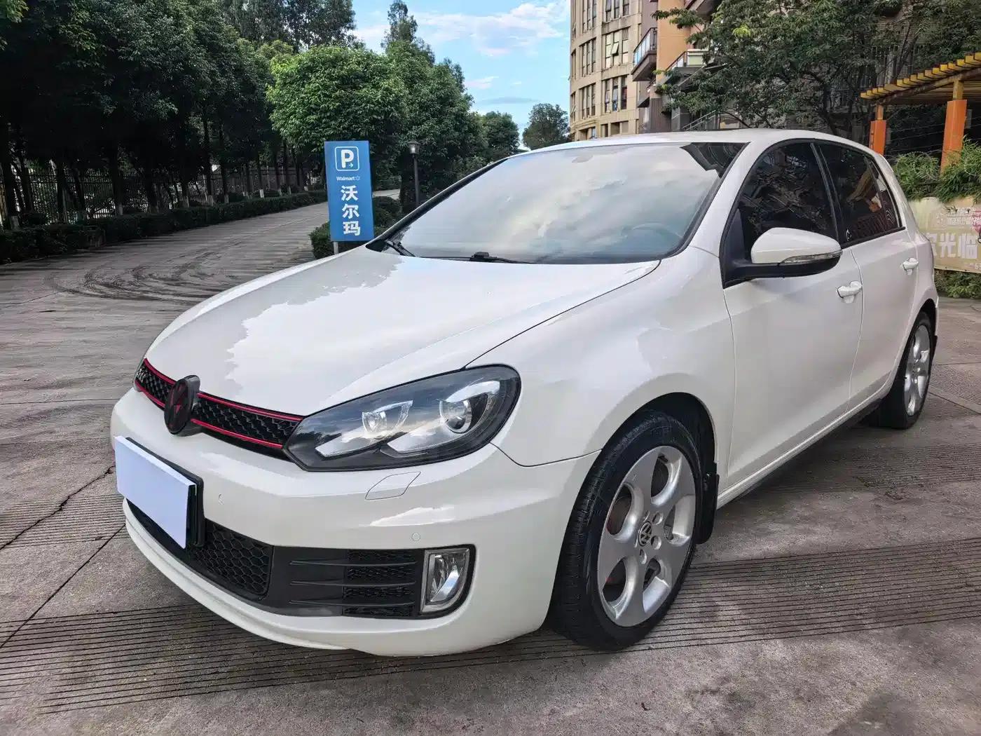 2011 Golf GTI 2.0TSI GTI — миниатюра 3
