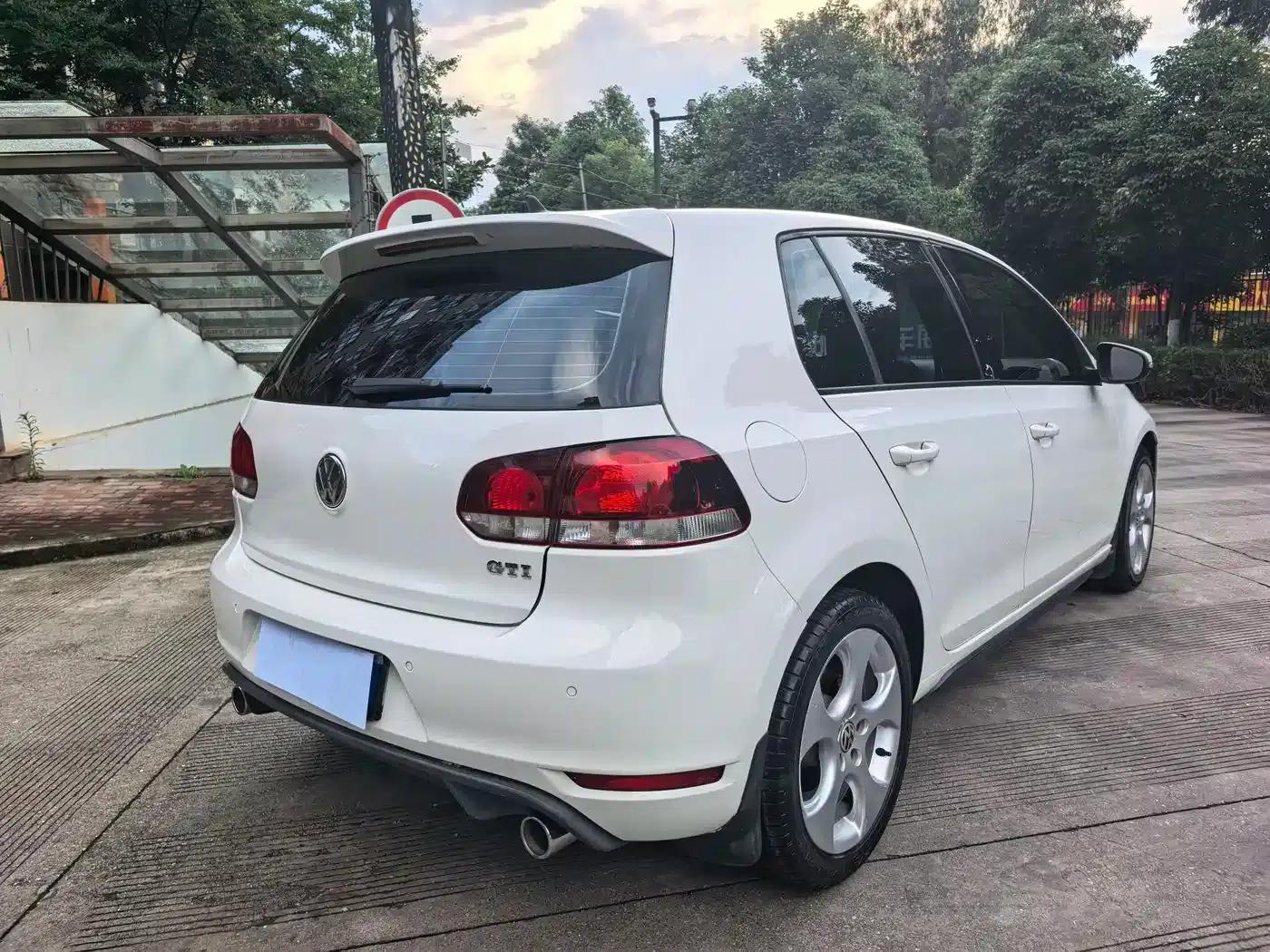 2011 Golf GTI 2.0TSI GTI — миниатюра 6