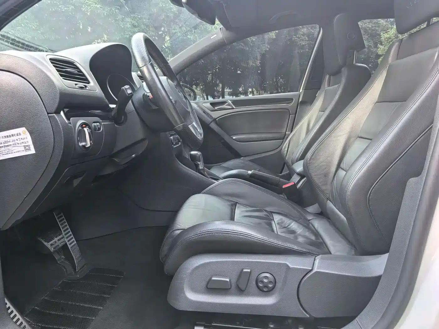 2011 Golf GTI 2.0TSI GTI — миниатюра 10