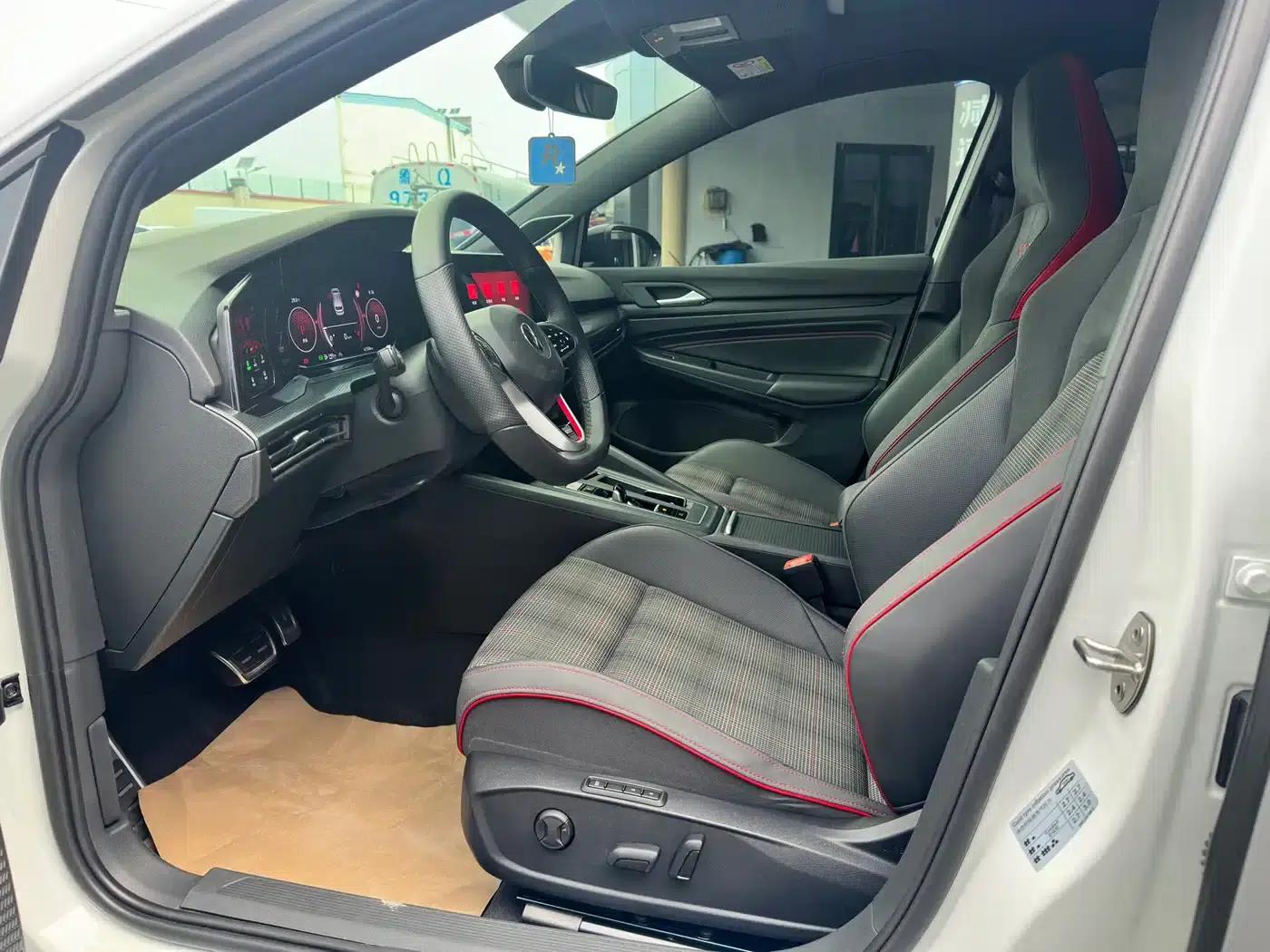 2021 Golf GTI 380TSI DSG GTI — миниатюра 5
