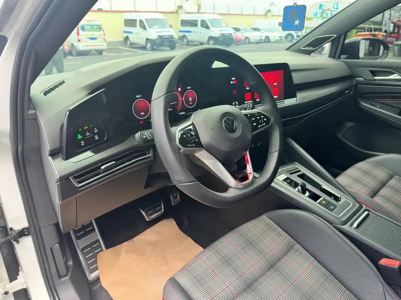 2021 Golf GTI 380TSI DSG GTI — миниатюра 6