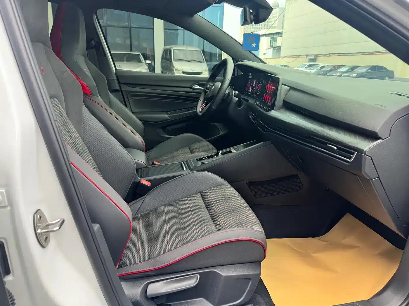 2021 Golf GTI 380TSI DSG GTI — миниатюра 10