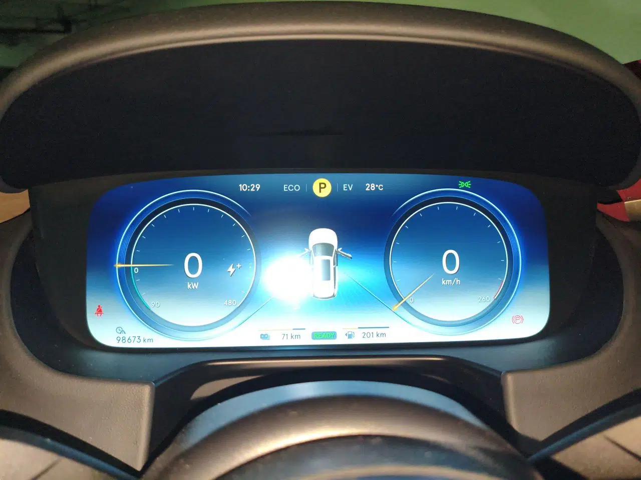 Denza X 2020 PHEV Flagship Edition — миниатюра 11