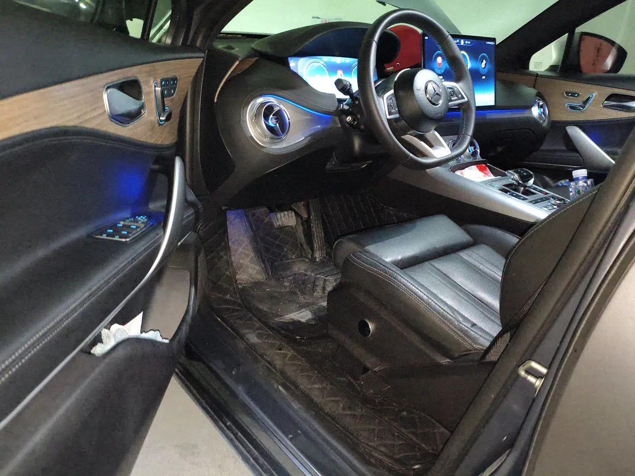 Denza X 2020 PHEV Flagship Edition — миниатюра 16