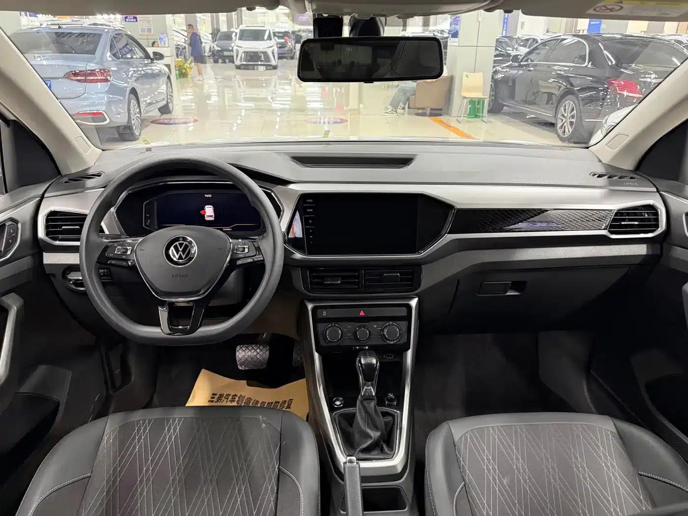 2023 Volkswagen T-Cross Facelift 1.5L Automatic Comfort Edition — миниатюра 7