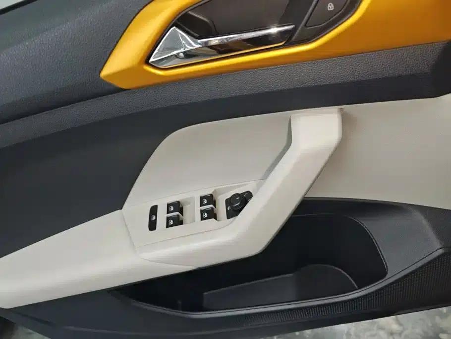 2019 Volkswagen T-Cross 280TSI DSG Comfort Edition — миниатюра 7