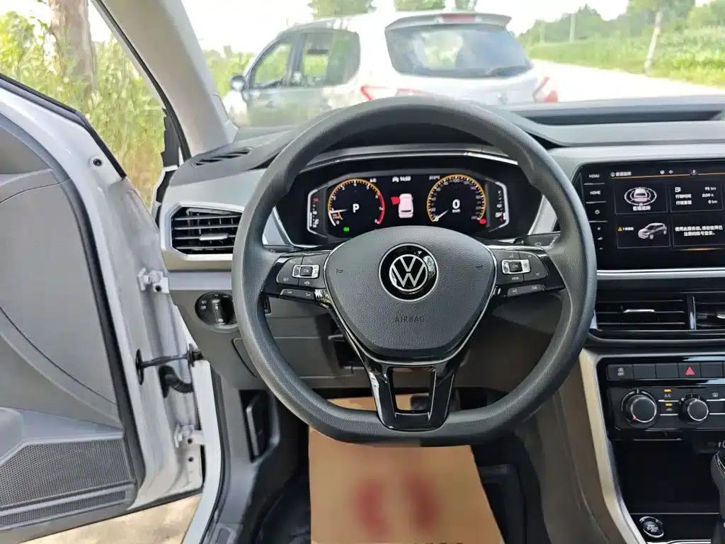 2022 Volkswagen T-Cross 1.5L Automatic Comfort Edition — миниатюра 11
