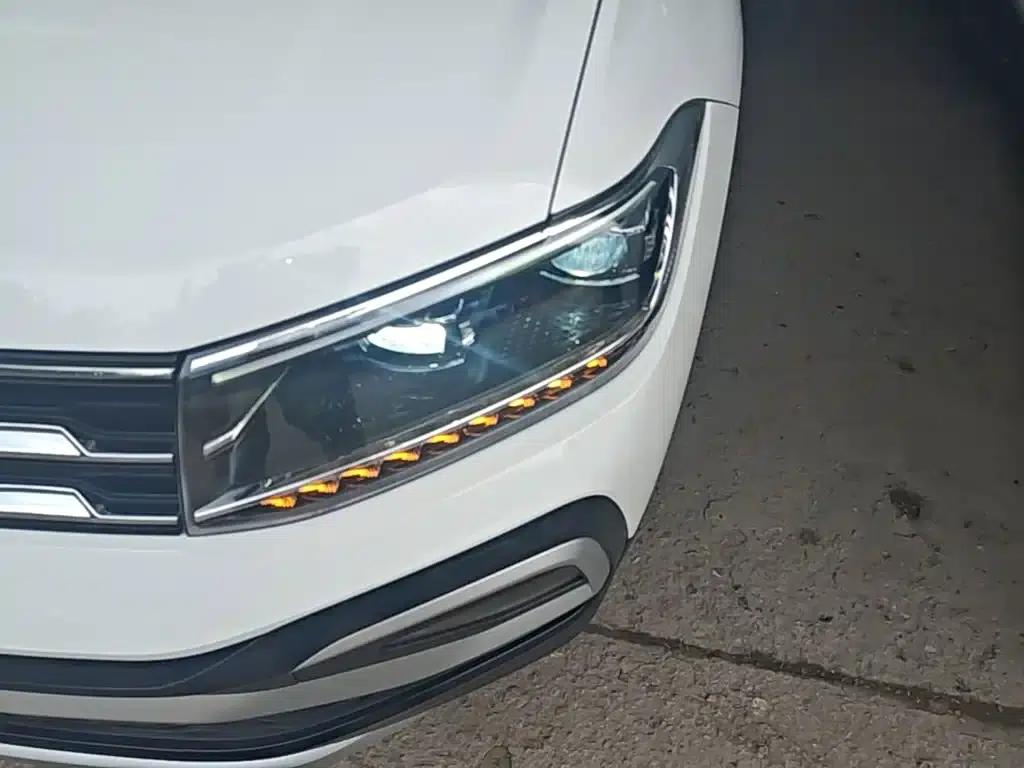 2019 Volkswagen T-Cross 1.5L Automatic Comfort Edition — миниатюра 24