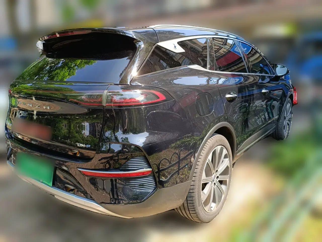 Denza N8 2023 Four-Wheel Drive Ultra-Hybrid Flagship Six-Seater Version — миниатюра 6