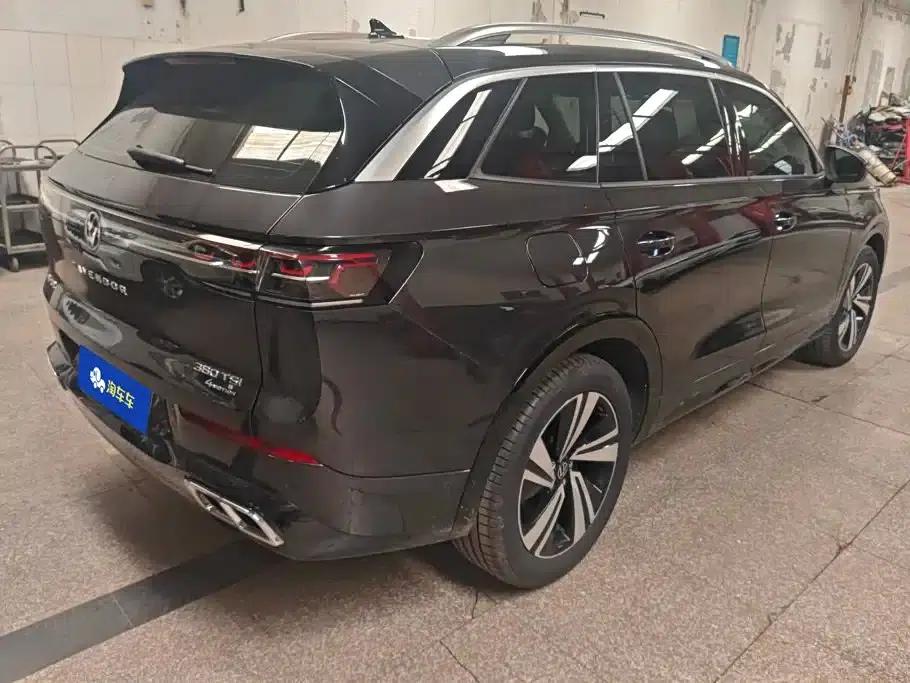 2023 Range Rover 380TSI AWD R-Line Cruiser — миниатюра 3