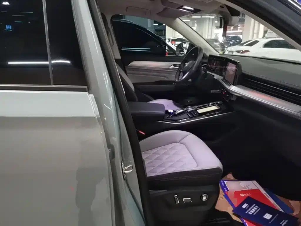 2023 Range Rover 380TSI AWD R-Line Cruiser — миниатюра 25
