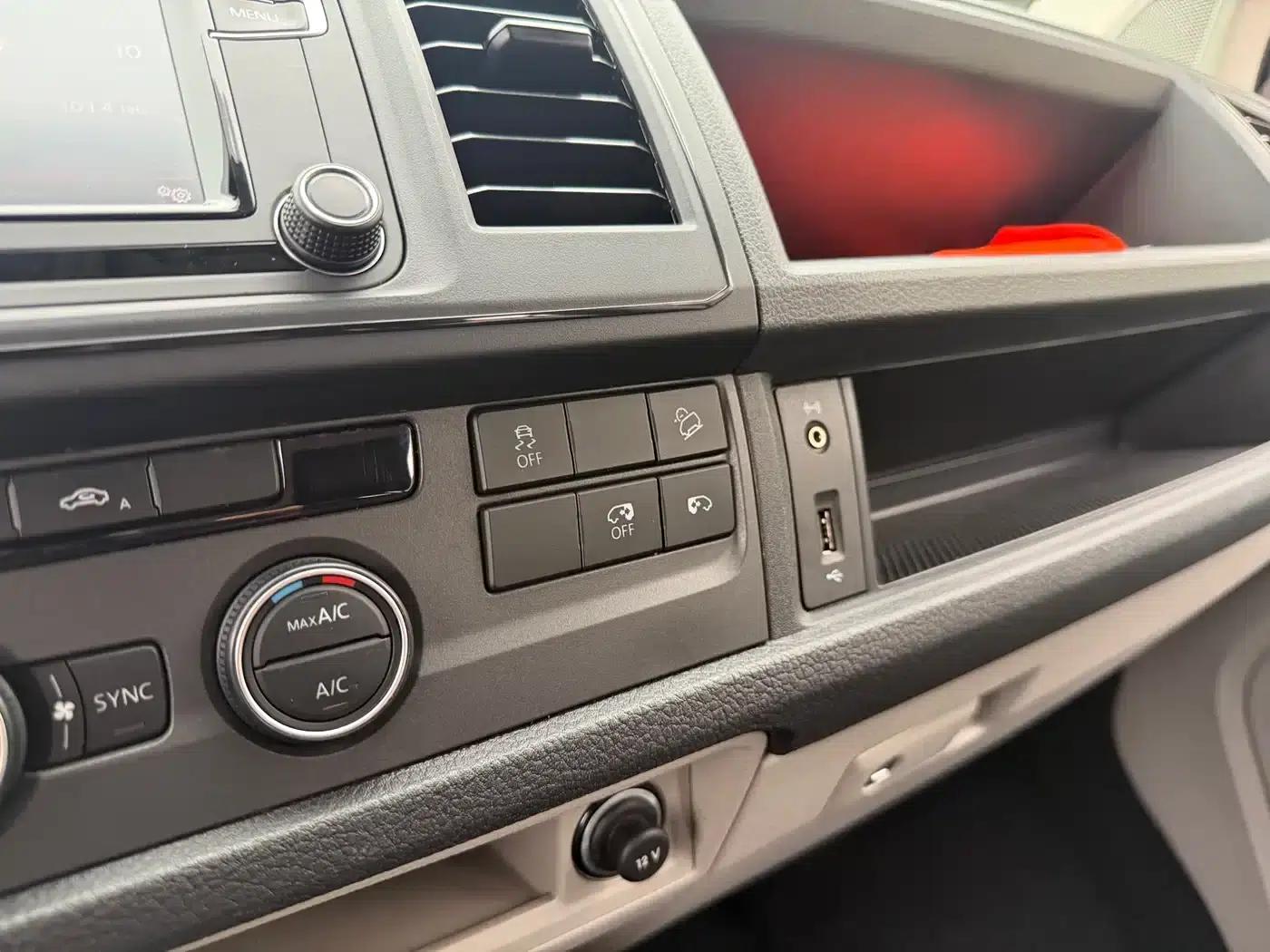 Caravelle 2019 2.0TSI 4WD Luxury 7-Seater — миниатюра 14