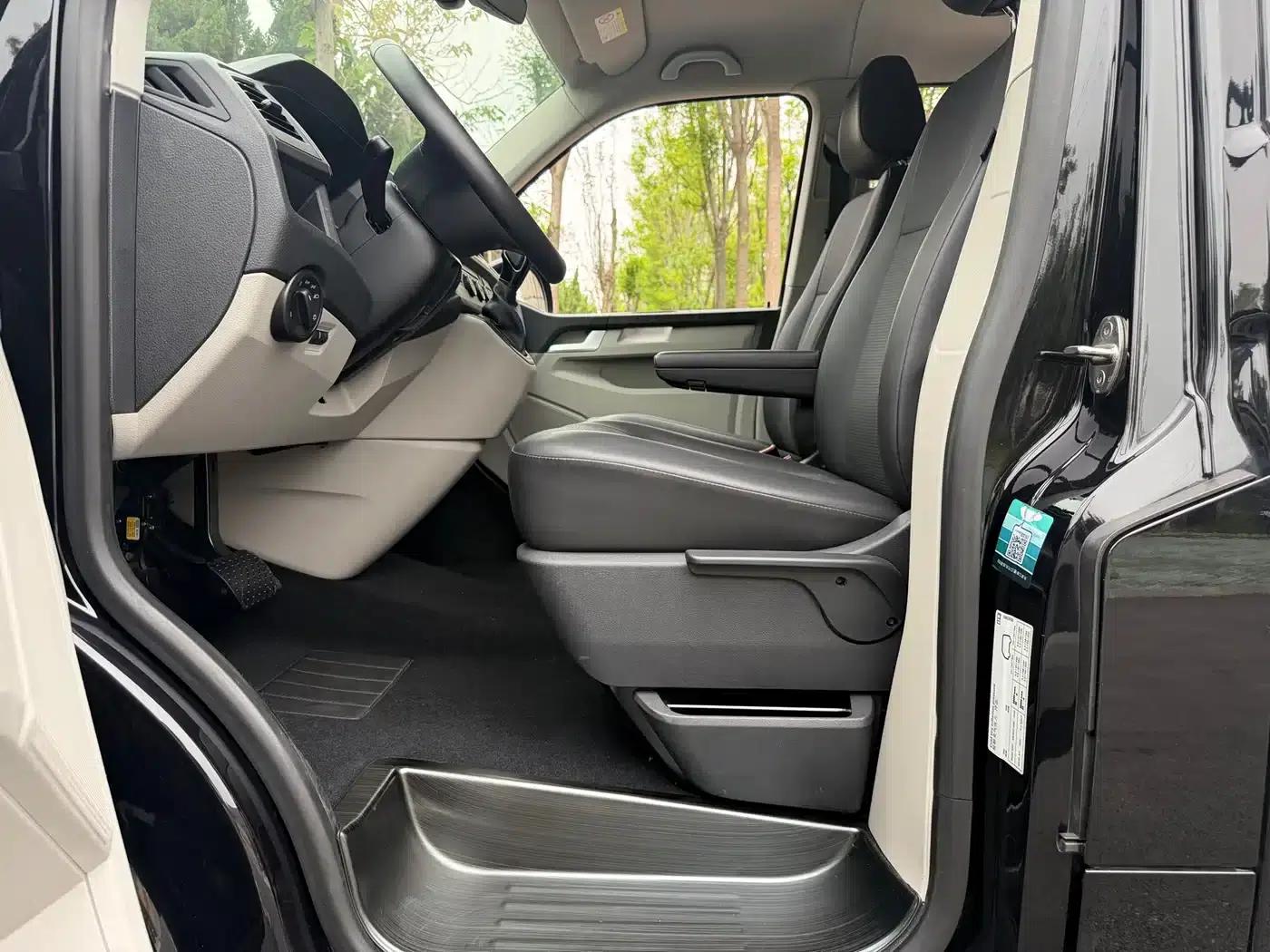 Caravelle 2019 2.0TSI 4WD Luxury 7-Seater — миниатюра 9