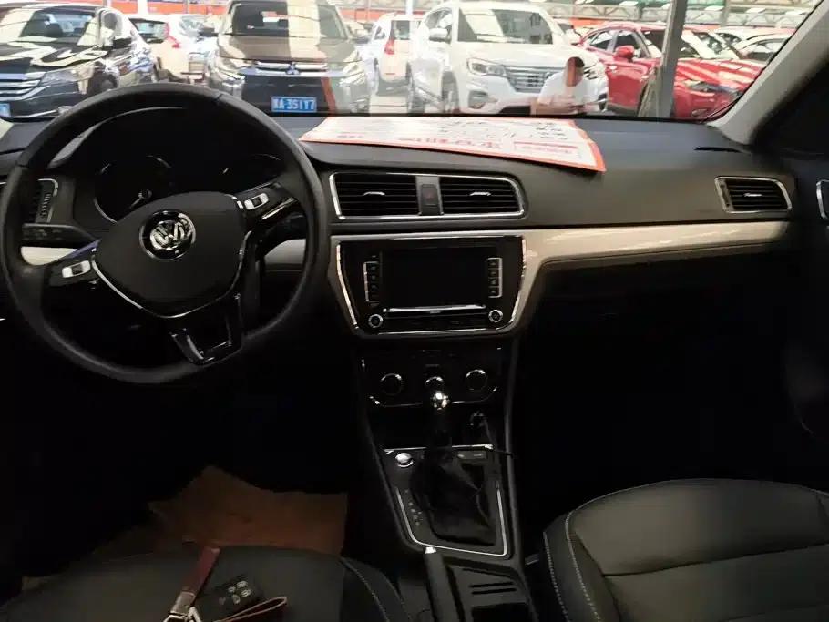 Lavida Gran Turismo 2017 1.6L Automatic Comfort Edition — миниатюра 12