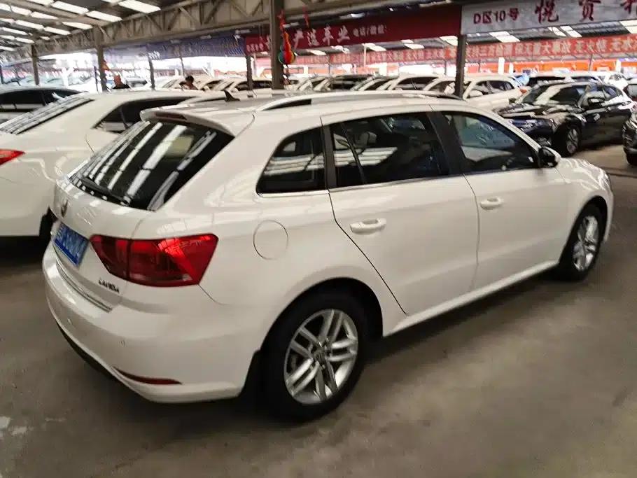 Lavida Gran Turismo 2017 1.6L Automatic Comfort Edition — миниатюра 3