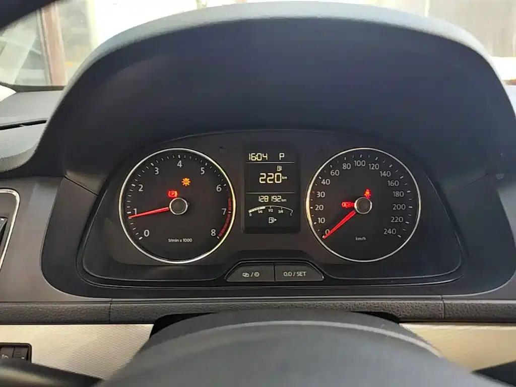 Lavida Gran Turismo 2013 1.4TSI Automatic Comfort Model — миниатюра 12